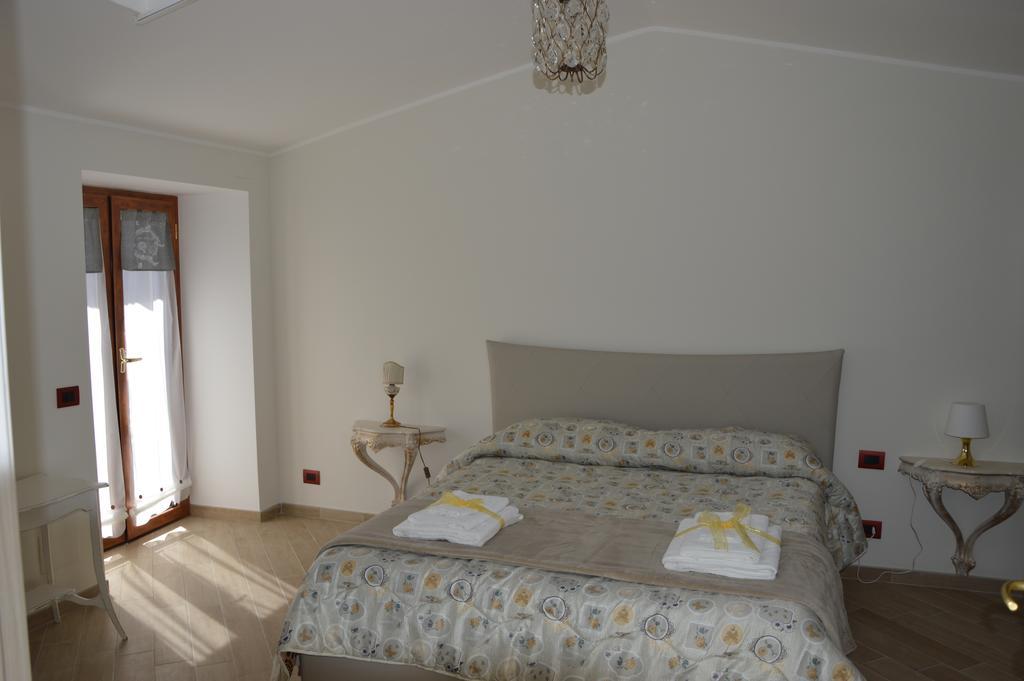 Guest House - Il Granaio Norma Buitenkant foto