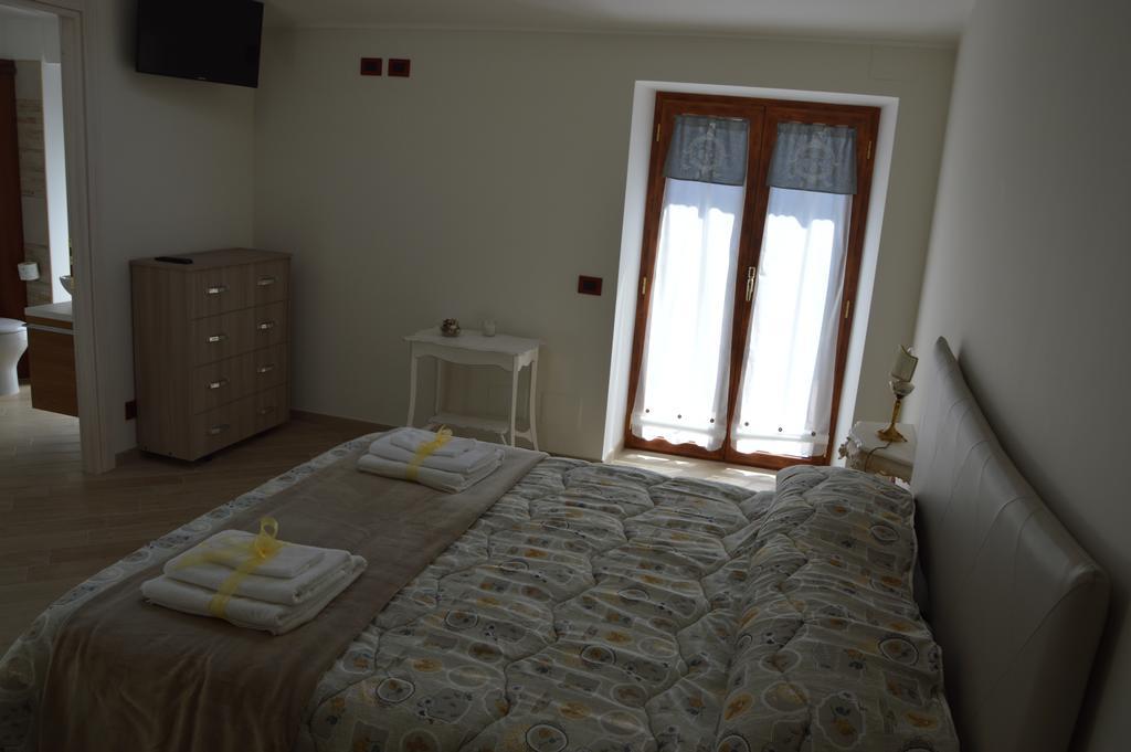 Guest House - Il Granaio Norma Buitenkant foto