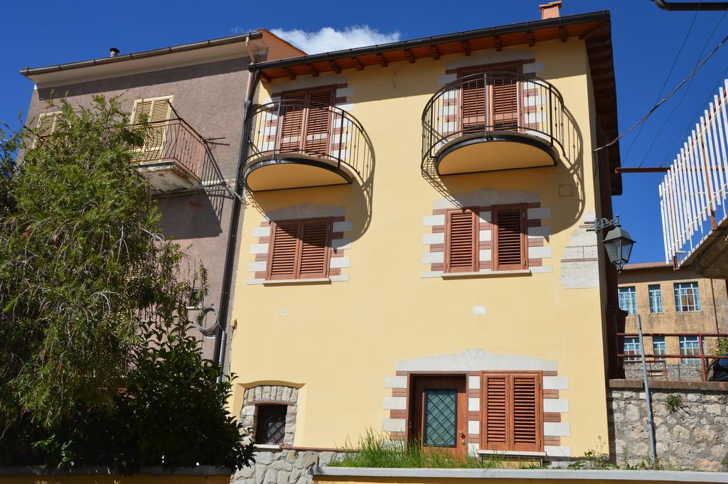 Guest House - Il Granaio Norma Buitenkant foto
