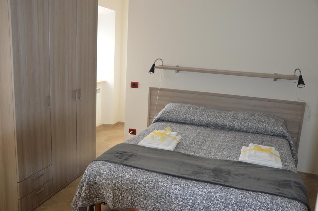 Guest House - Il Granaio Norma Buitenkant foto