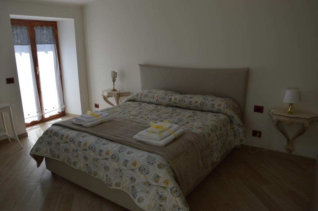 Guest House - Il Granaio Norma Buitenkant foto